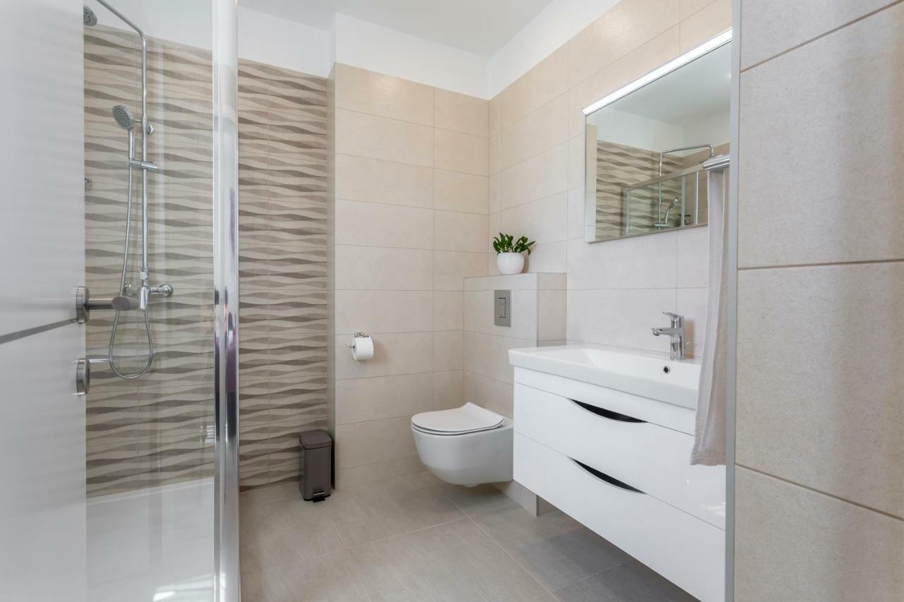 Apartments Villa 19 Podstrana Ngoại thất bức ảnh