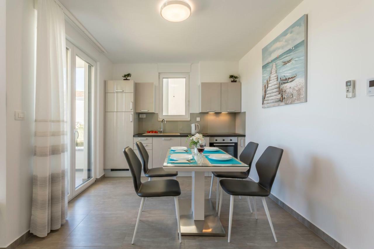 Apartments Villa 19 Podstrana Ngoại thất bức ảnh