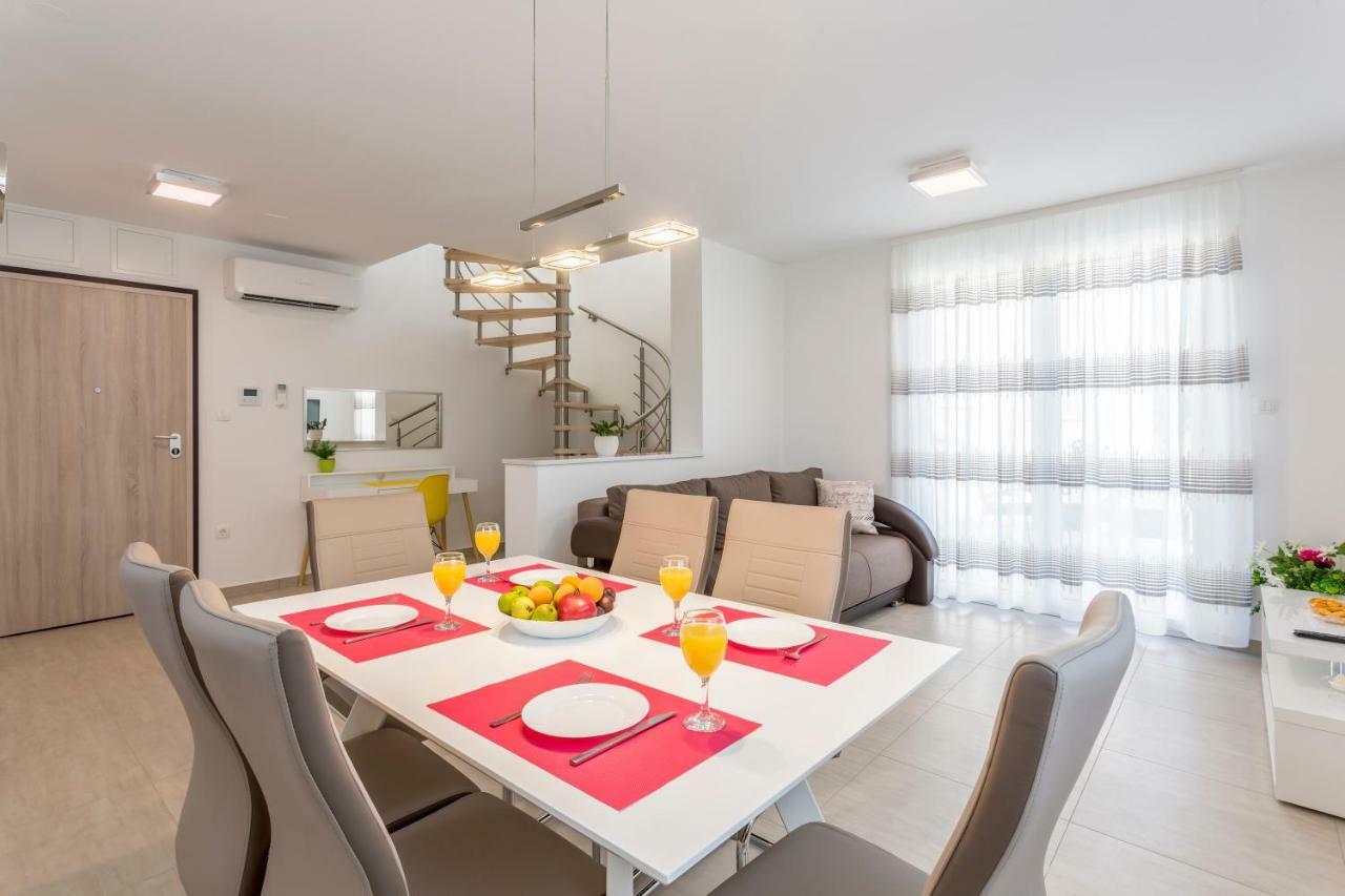 Apartments Villa 19 Podstrana Ngoại thất bức ảnh