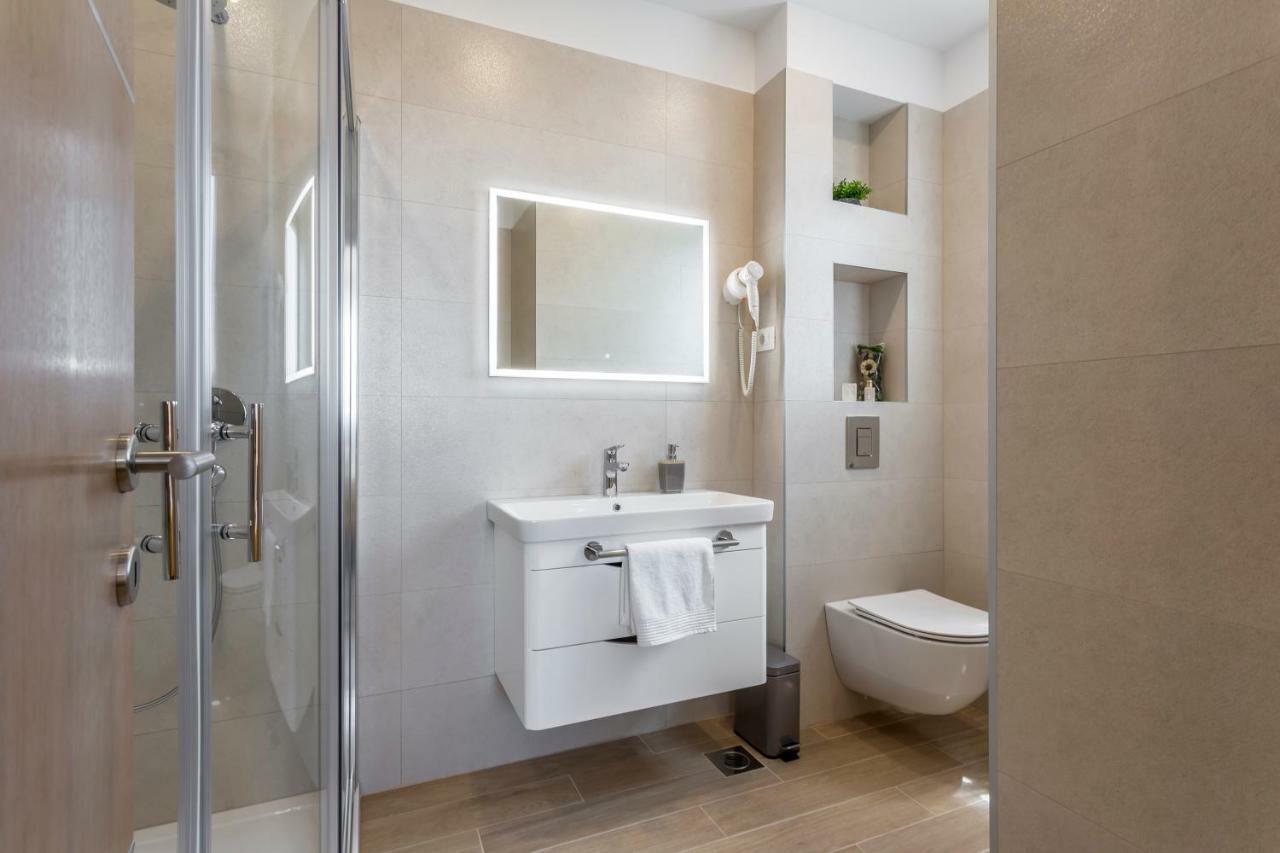 Apartments Villa 19 Podstrana Ngoại thất bức ảnh